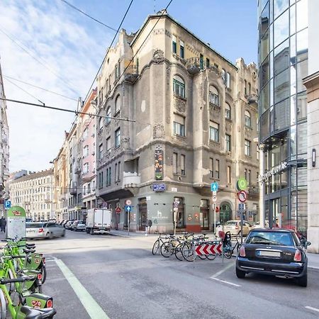 Extra Central Mini Studio - Lively Neighborhood Budapest Extérieur photo