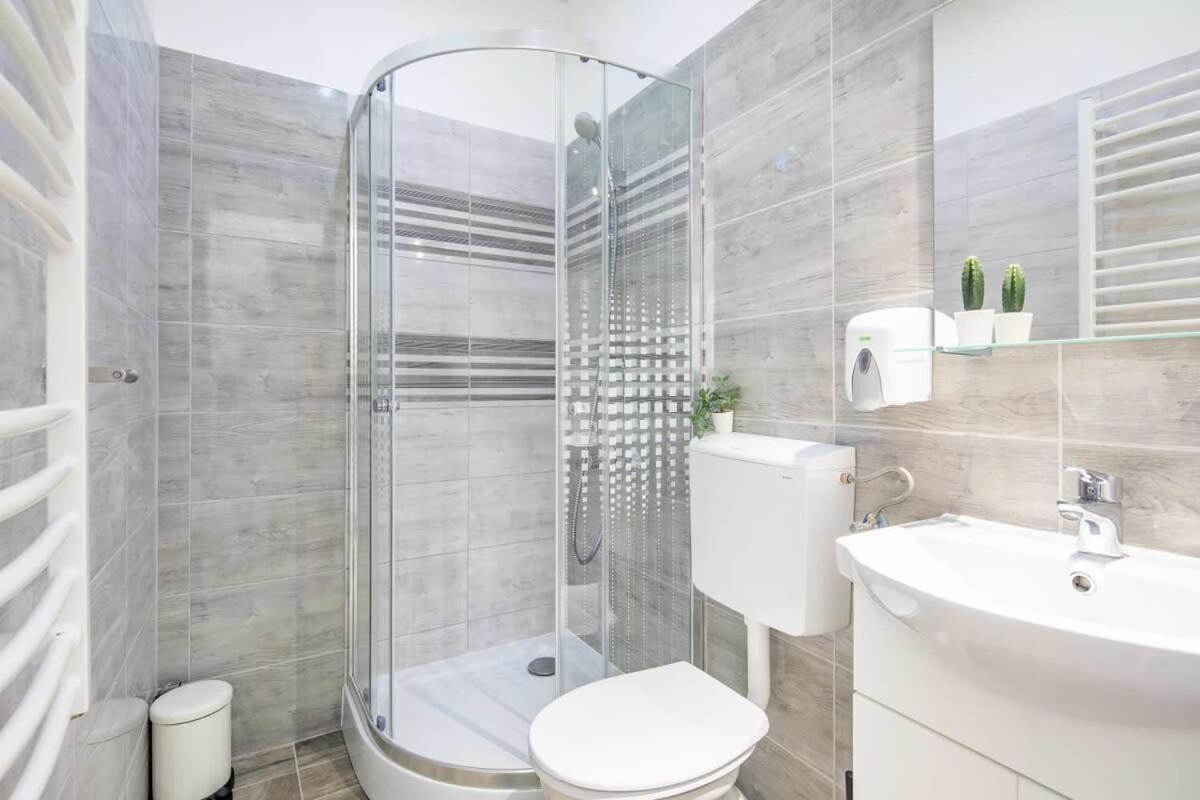 Extra Central Mini Studio - Lively Neighborhood Budapest Extérieur photo